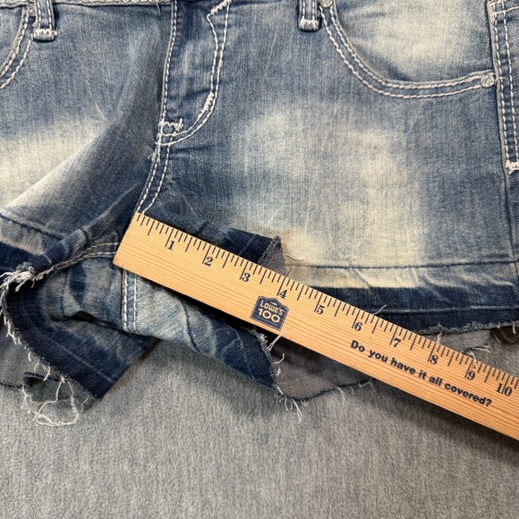 Bongo Shorts Womens 11 Blue Denim Cut Off Raw Hem Low Rise Stretch Rhinestone - Picture 5 of 8